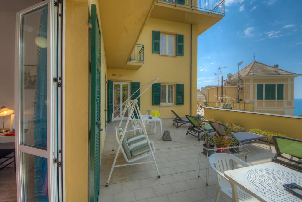 Hotel Deutsche Familien Finale Ligure Extérieur photo
